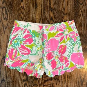 Lily Pulitzer size 4 buttercup short
